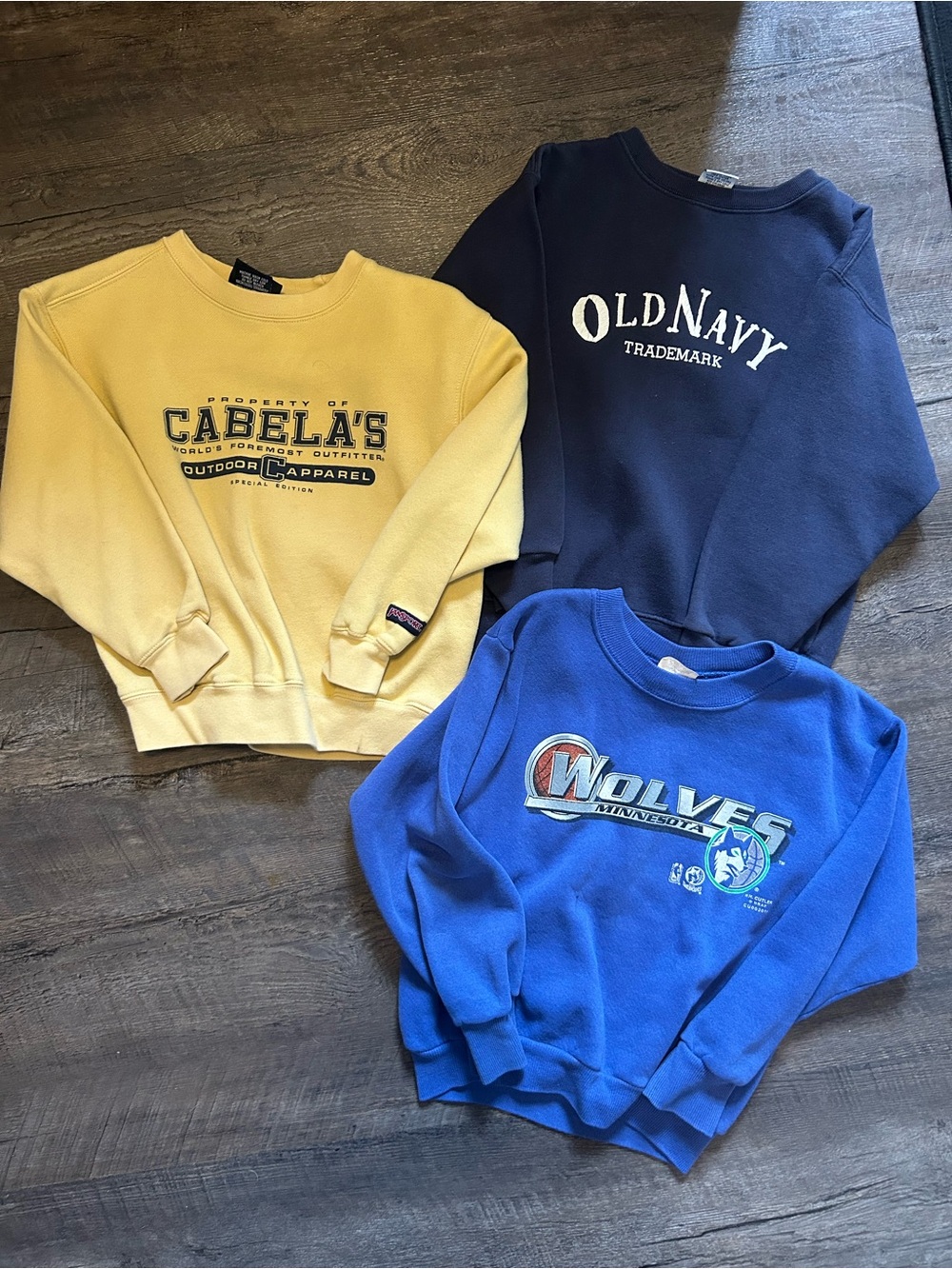 Vintage Crewneck Sweatshirt lot Cabela’s Old Navy MN Timberwolves